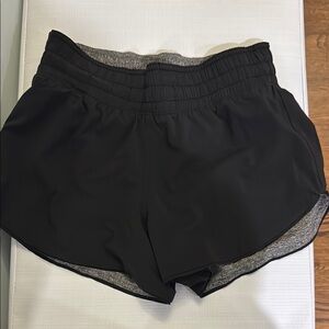 Lululemon Black/Gray Reversible Running Shorts size 4